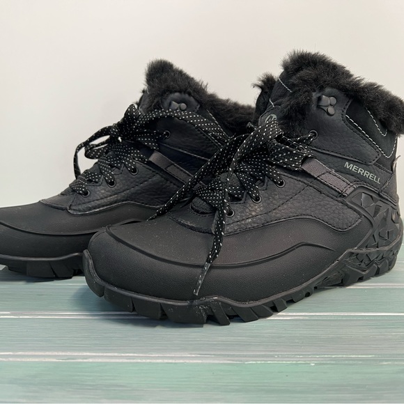 Merrell Weatherproof Leather Boots - Picture 5 of 14